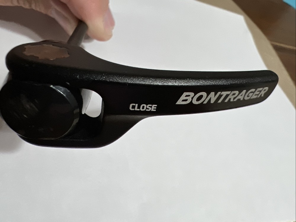 Bontrager RACE front Quick Release Skewer.