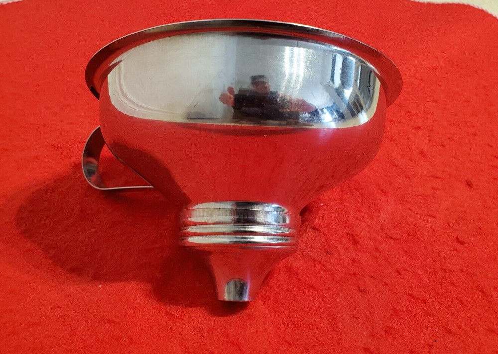 Strainer with Screen and Lock S.Steel -Several Applications - Mint Condition A+