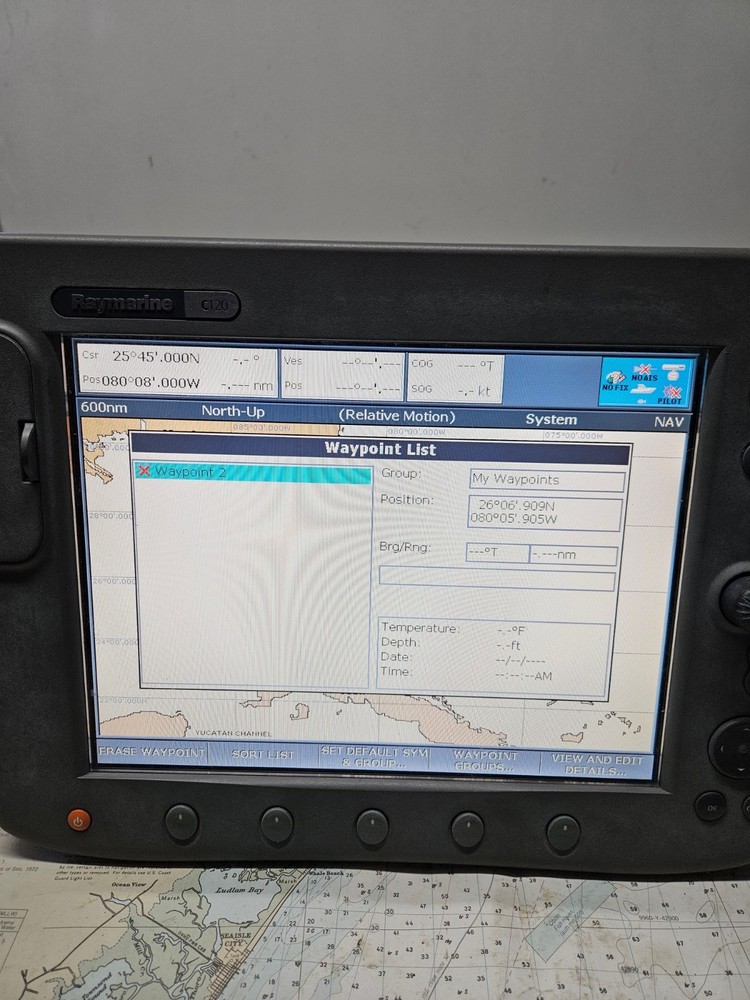Raymarine C120 Chartplotter, GPS, Fishfinder, Radar