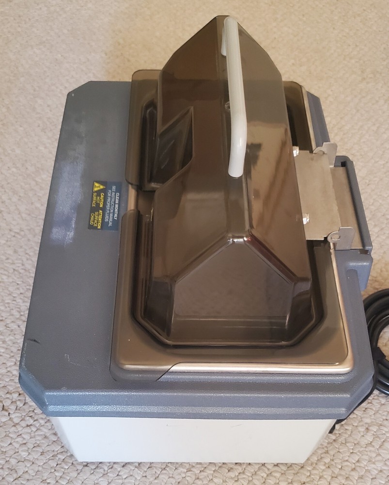 Fisher Scientific Isotemp Water Bath Model 105