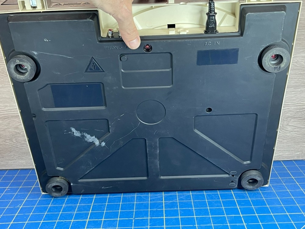 Technics direct drive auto-return turntable quartz SL-QD2