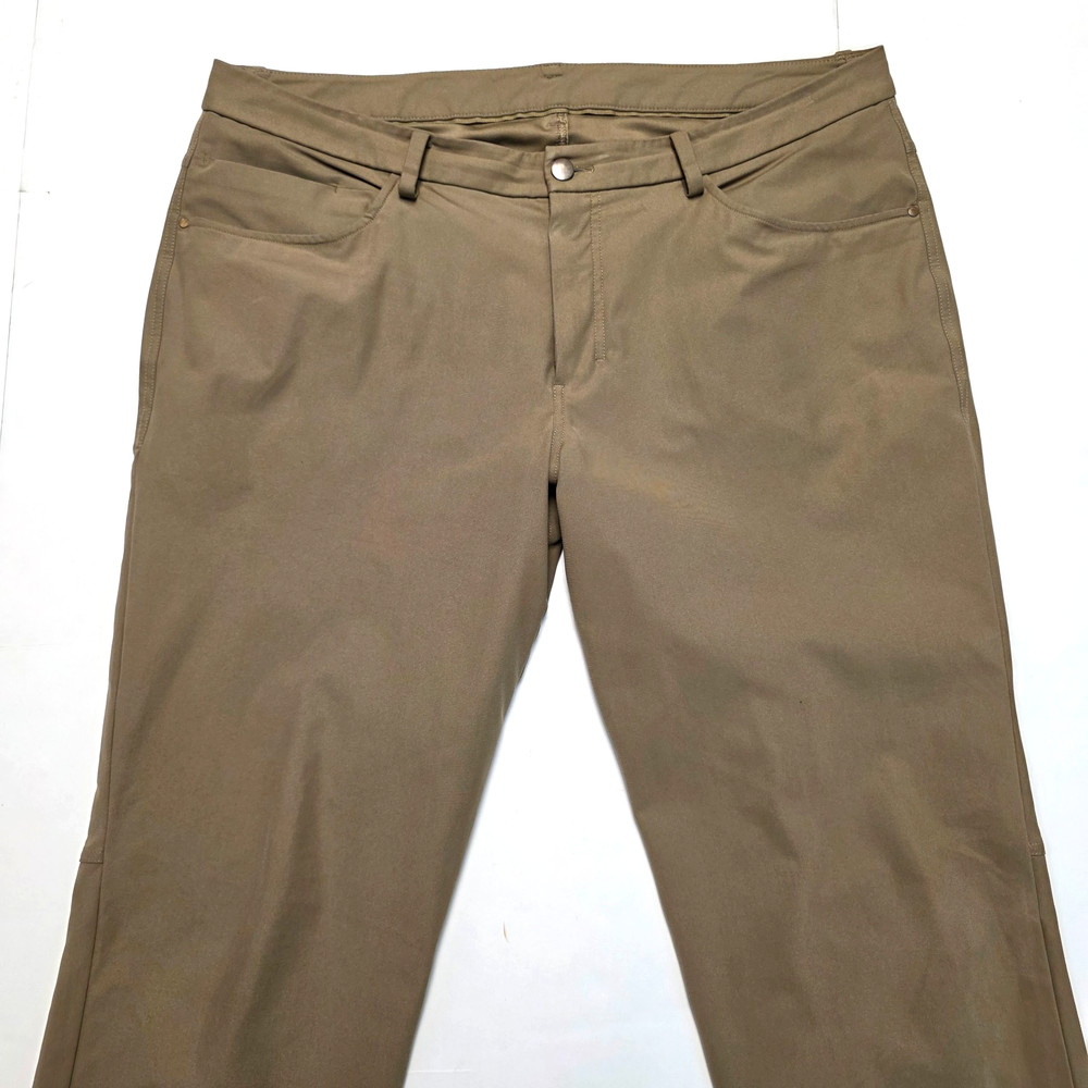 LULULEMON Commission Pants Men's 40x33 Brown Polyester Flat ABC Performance 40