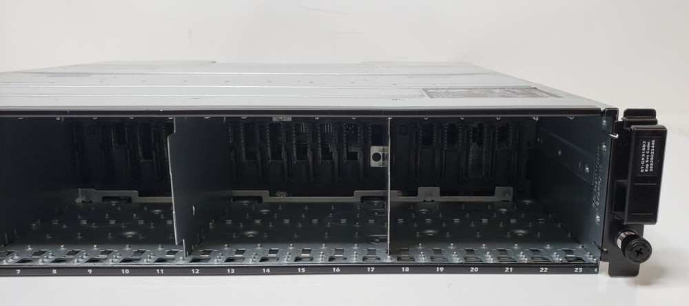 Dell Compellent SC220 - 2.5in [24] Drive Bay SAS Storage Array No HDDs