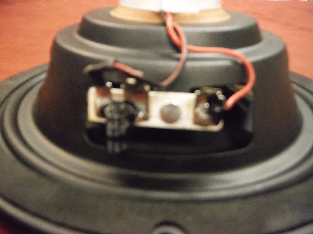 Harley Davidson FLHX FLHT Speaker 76000096