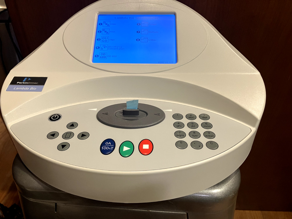 Perkin Elmer Lambda Bio Spectrometer