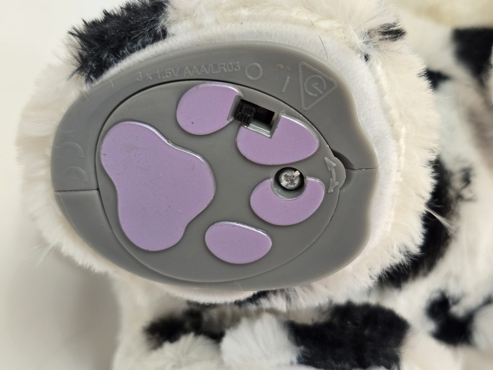 Diamond Dalmation Spin Master Present Pets Working.
