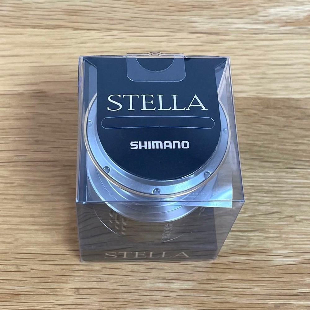 18 Stella 4000XG spool