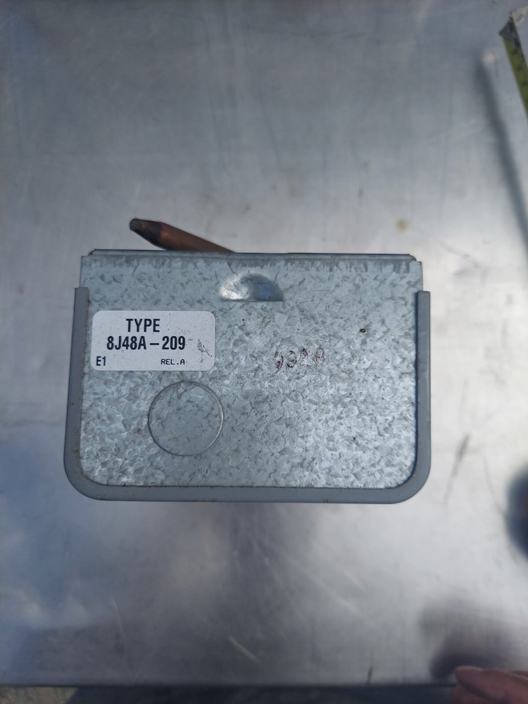 White-Rodgers 8J48A-209 Hydronic Control