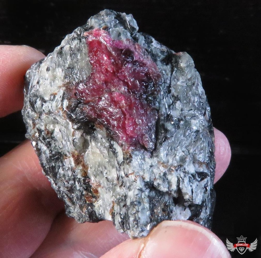 89GR. NICE EUDYALITE SPECIMEN - RUSSIA