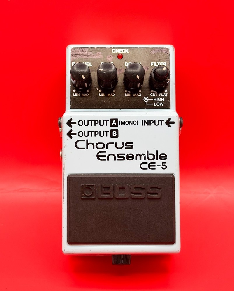Boss CE-5 Chorus Guitar Effect Pedal