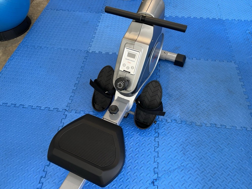Sunny Rowing Machine