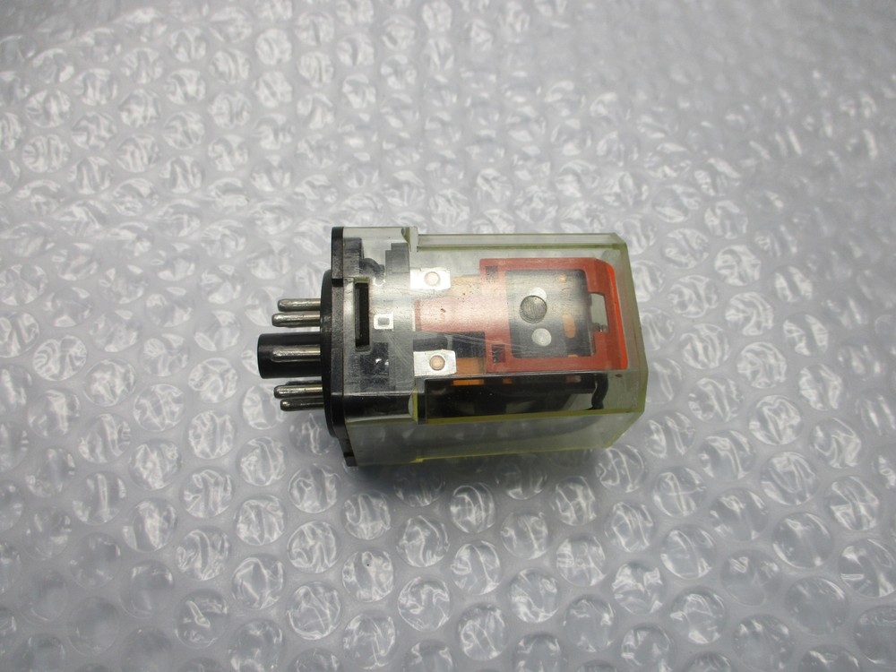 SCHRACK RL275110 RELAY 110V NSNP