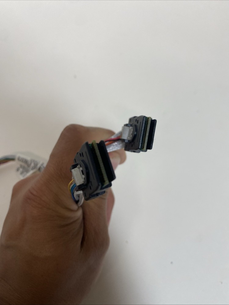 530-3892-05 SPARC Enterprise T7410 SAS Cable