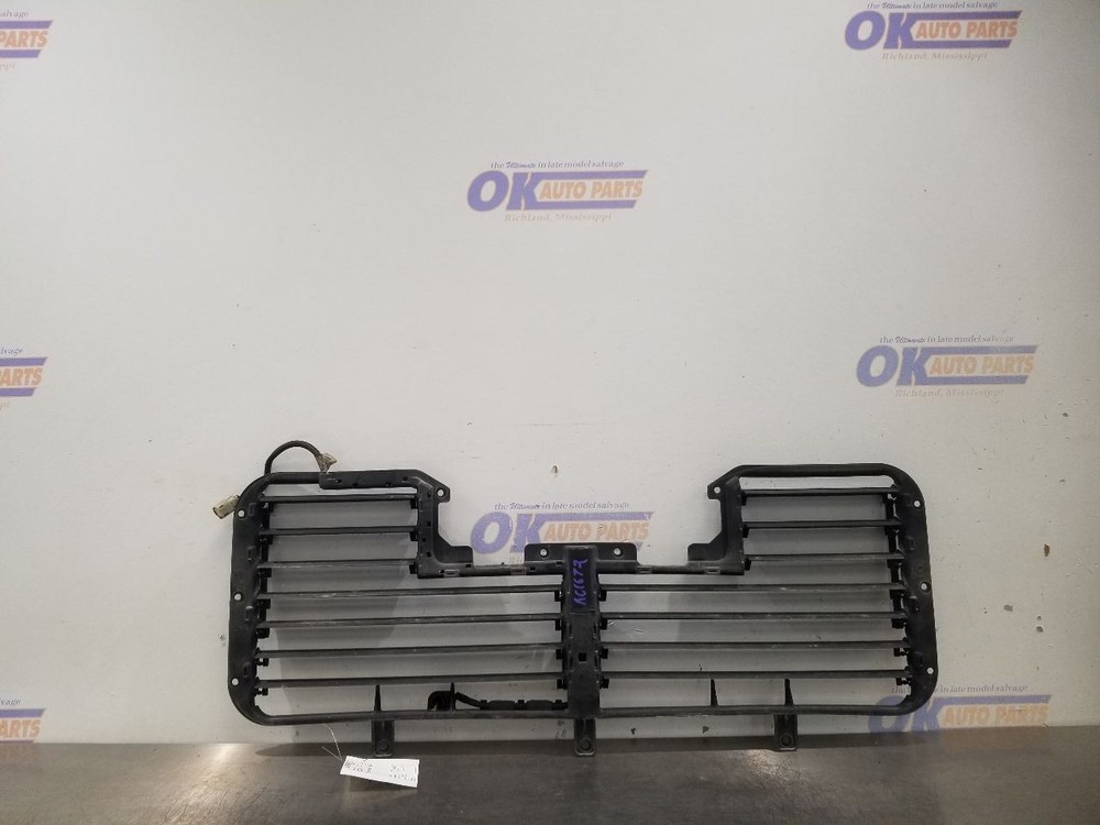 17 CHEVY SILVERADO 1500 4.3L AIR SHUTTER