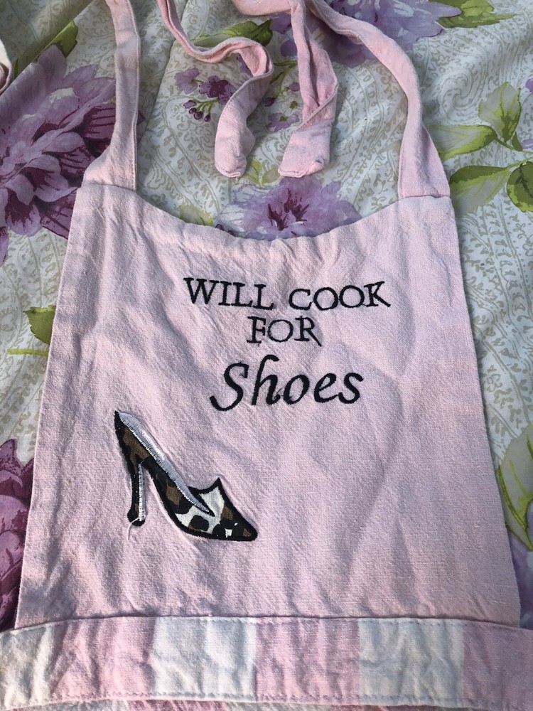 vintage aprons for women