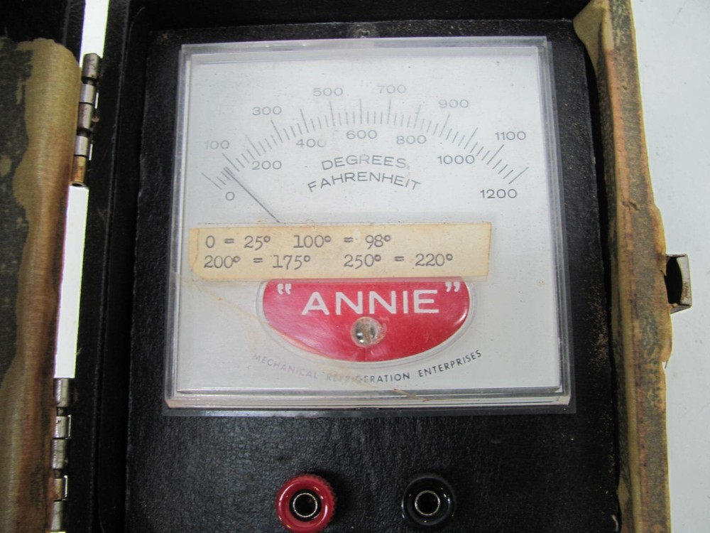 VINTAGE A-15 Annie Hi Temperature Thermometer Analyzer