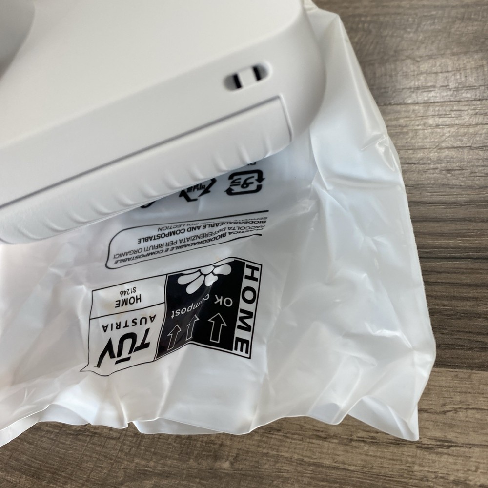 Polaroid GO Gen 2 Everything Box White Open Box/az