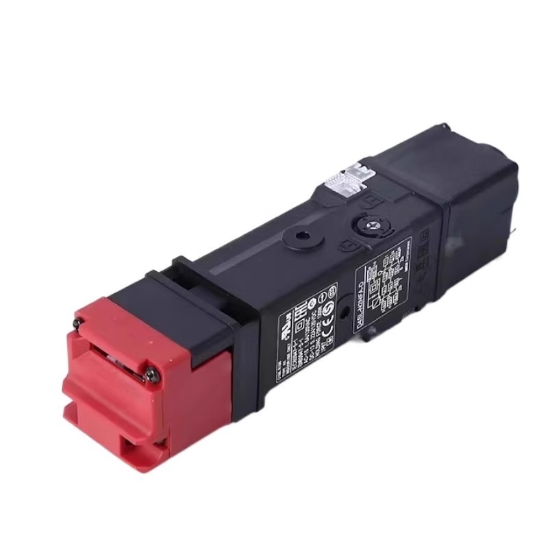 1PC Omron D4SL-N4AFA-N Solenoid Interlock Safety Door Switch