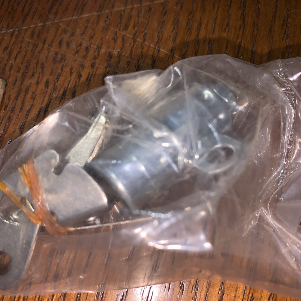 11 Sets Of NOS #LB-302 POINTS & CONDENSOR COMBO