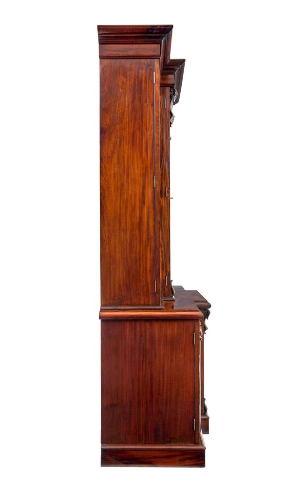 EARLY VICTORIAN 19TH CENTURY FLAME MAHOGANY BREAKFRONT BOOKCASE