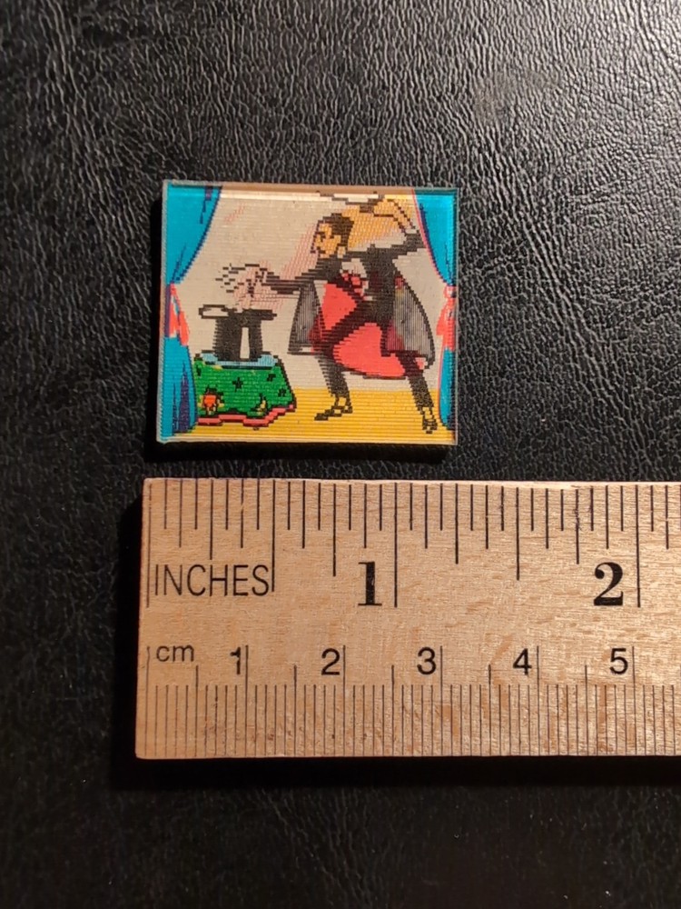 MAGIC LENTICULAR - Magician Pulls A Rabbit Out Of A Hat