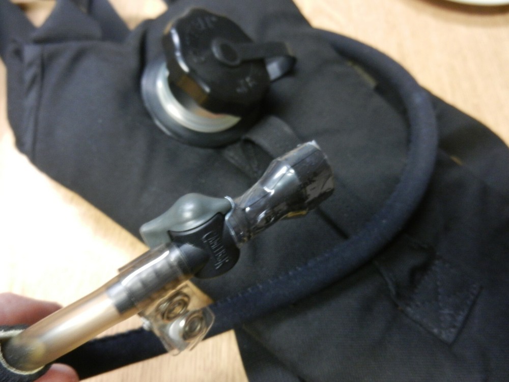 Camelbak Maximum Gear Thermobak/ W 2L Bladder Black Hydration Backpack Unused?