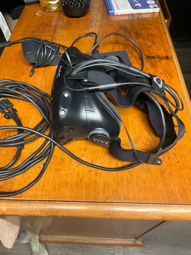HTC Vive Headset Only No Controllers Good Condition