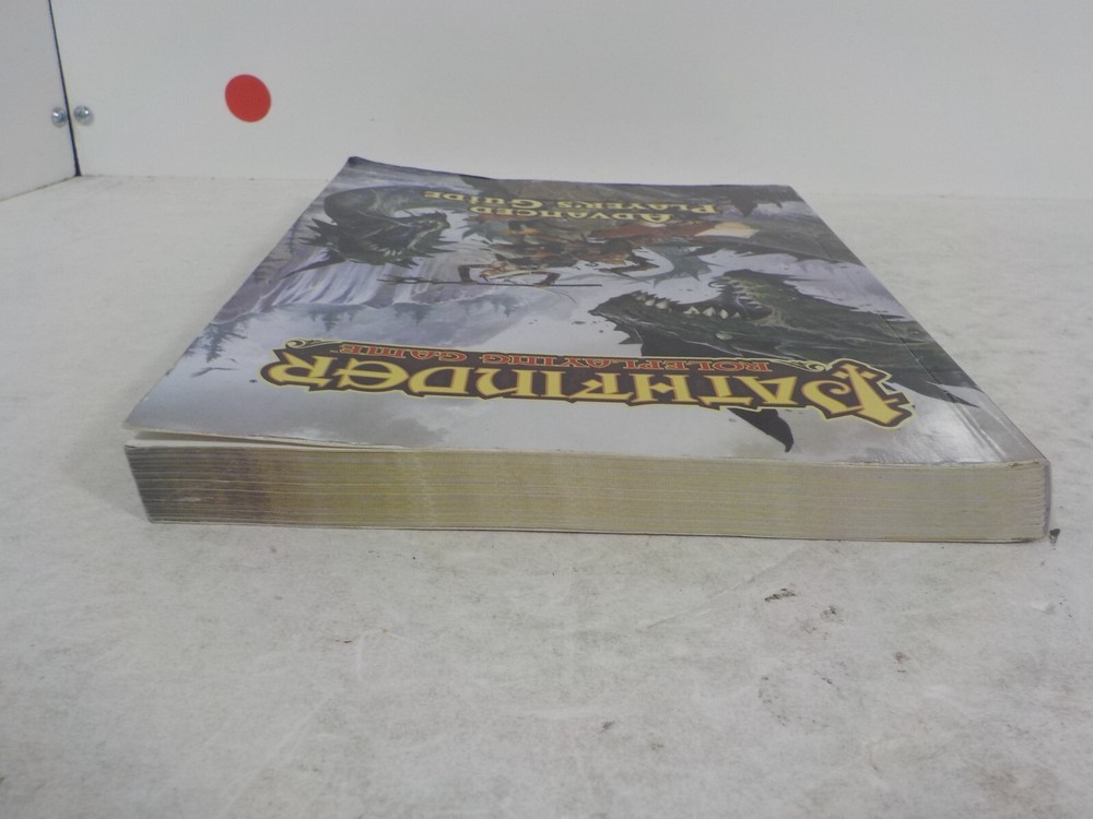 A527 Paizo Pathfinder Advanced Player's Guide Book