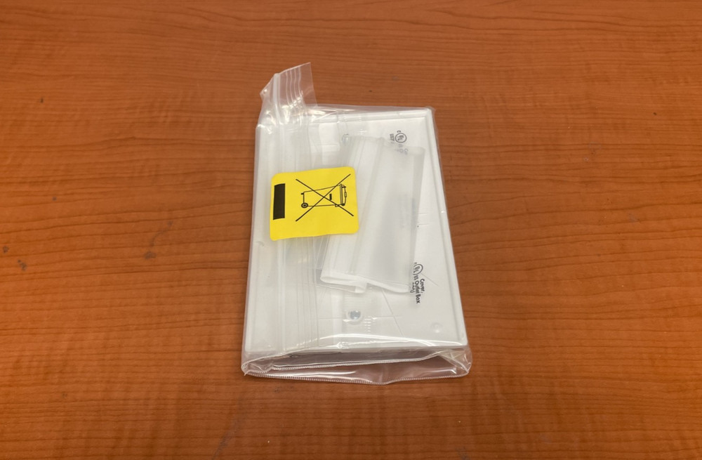 Legrand Da-Lite 40975 Extra Three Button Low Voltage Control LVC Switch