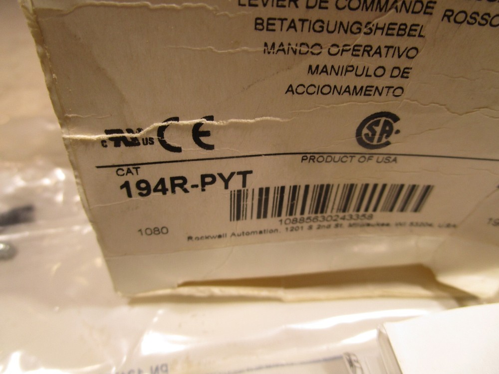 ALLEN BRADLEY 194R-PYT OPERATING HANDLE, R0167