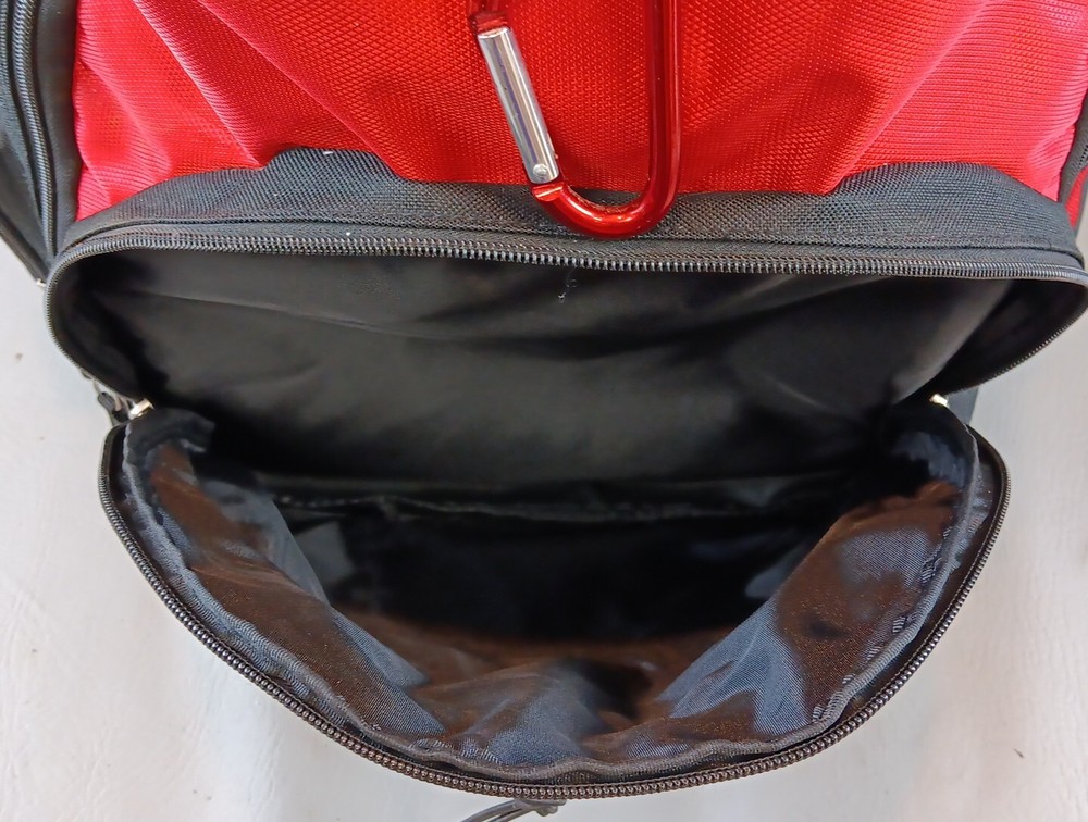Brunswick Zone Rolling Ball Roller Red Bowling Bag Extending Handle
