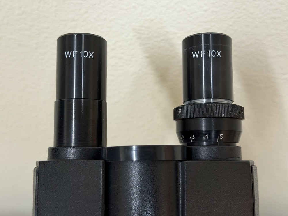 Carlsan CS700 Binocular Microscope with 4 Objective Lenses & Eyepieces COMPLETE