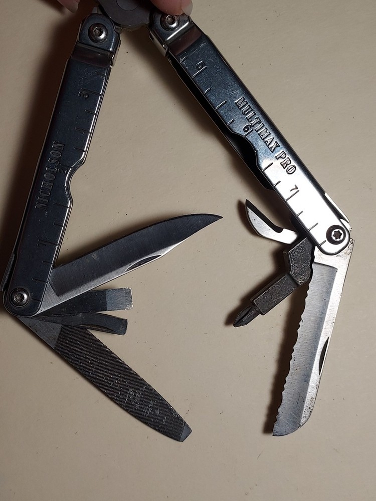 Nicholson Multi Max Multi Tool with Pliers