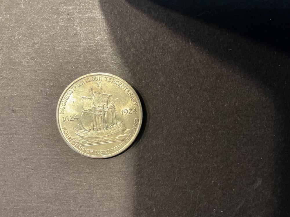 1924 Silver Commemorative Half Dollar Huguenot