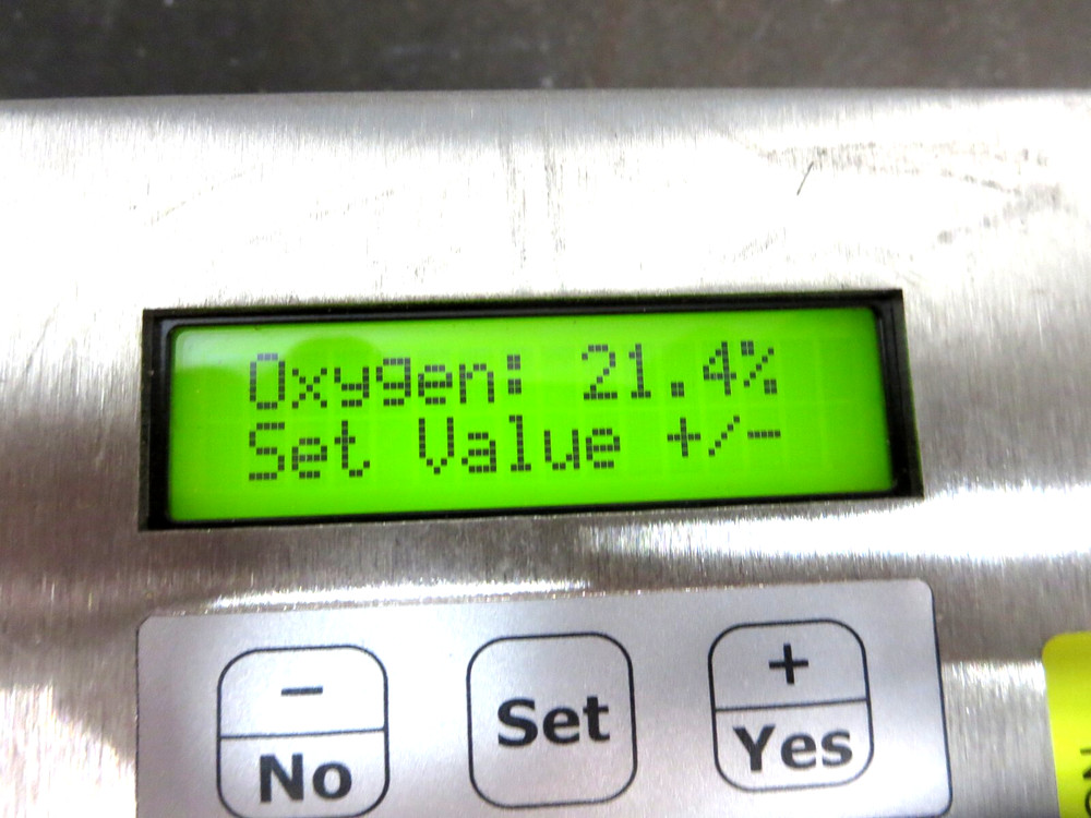 Atomox Heliox Analyzer W/Power Supply Powers On See Pics Open Frame Used