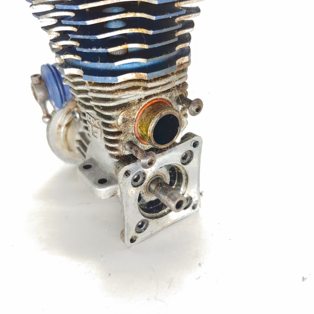Traxxas TRX 3.3 Nitro Engine w/ Carb - Good Compression