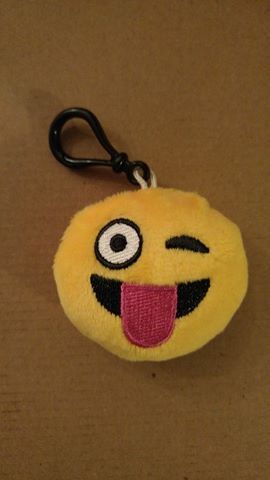 挑选您最喜欢的 Emoji Smiley 钥匙扣/背包夹-