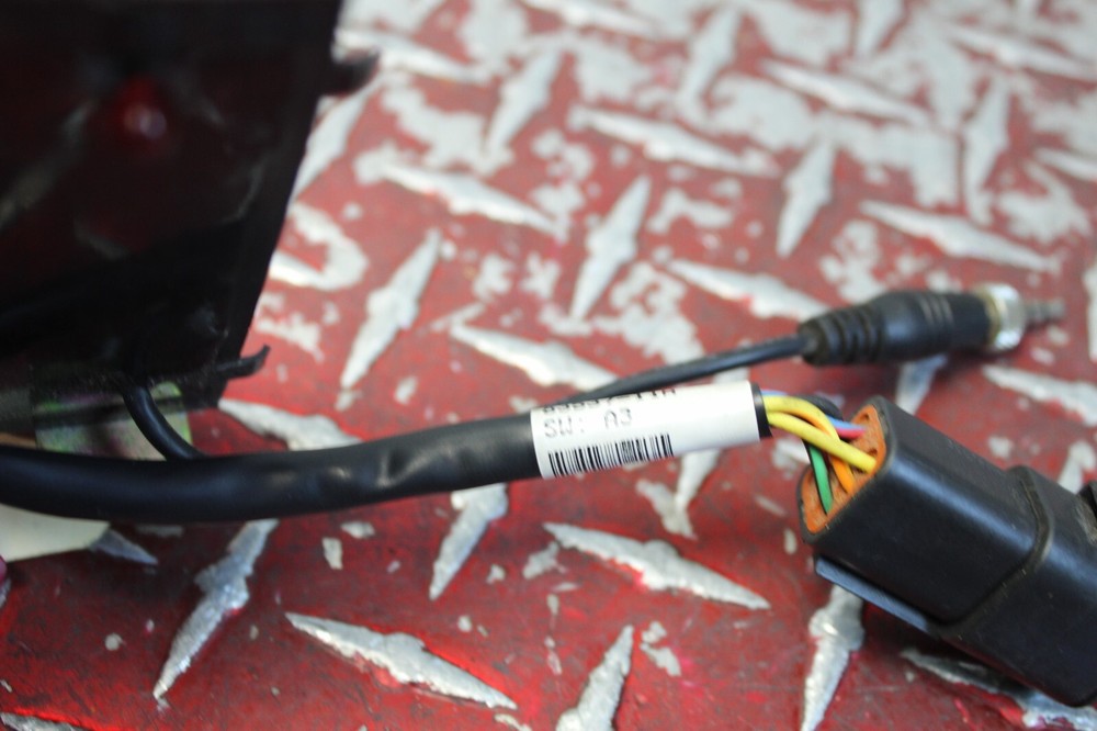 2011 HARLEY ELECTRA GLIDE PN 83537-11 INTERFACE MODULE ANTENNA 2009 - 2013 EG110