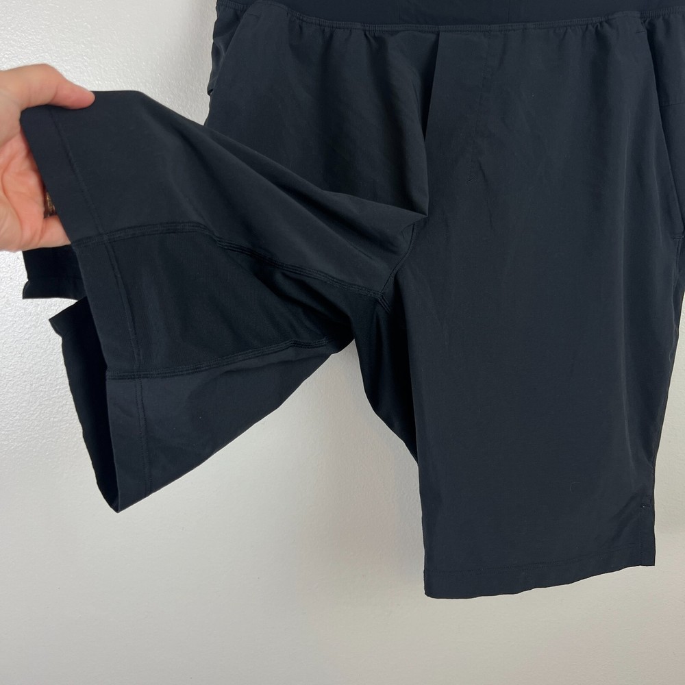 Lululemon T.H.E. Short Size Small Black Linerless 9" Athletic Workout Active Gym