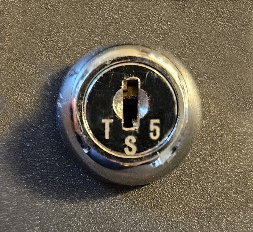 Sentry Safe & Fire Box keys / Select your key code / Series TS0 - TS9