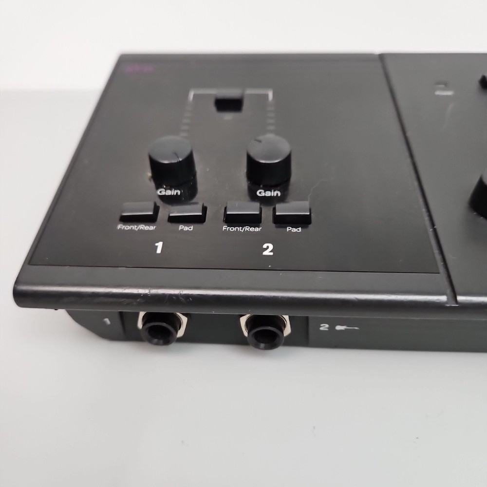 M-Audio Fast Track C400 - USB Recording Interface with DSP