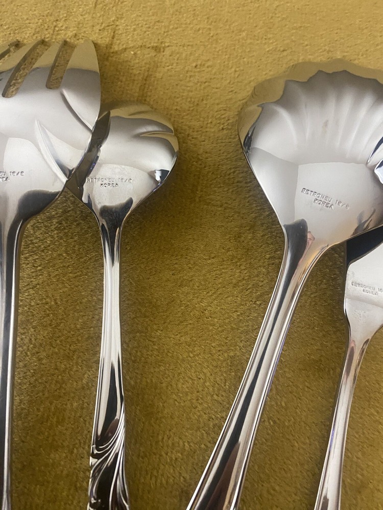 (4)Retroneu Silverplate "Linda" Serving Pieces