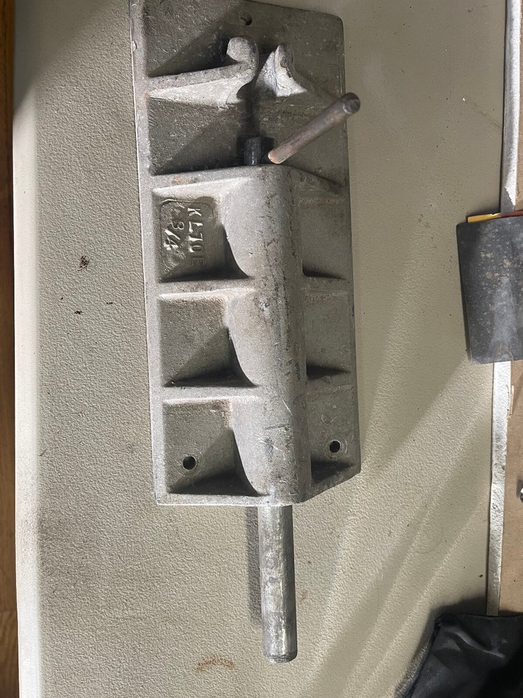 LARGE DEADBOLT SEE PHOTOS