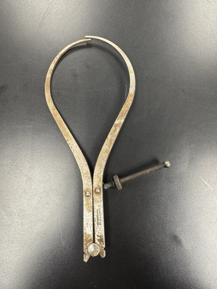 Union Tool Co. Outside Spring Caliper Joint Type Orange Mass USA