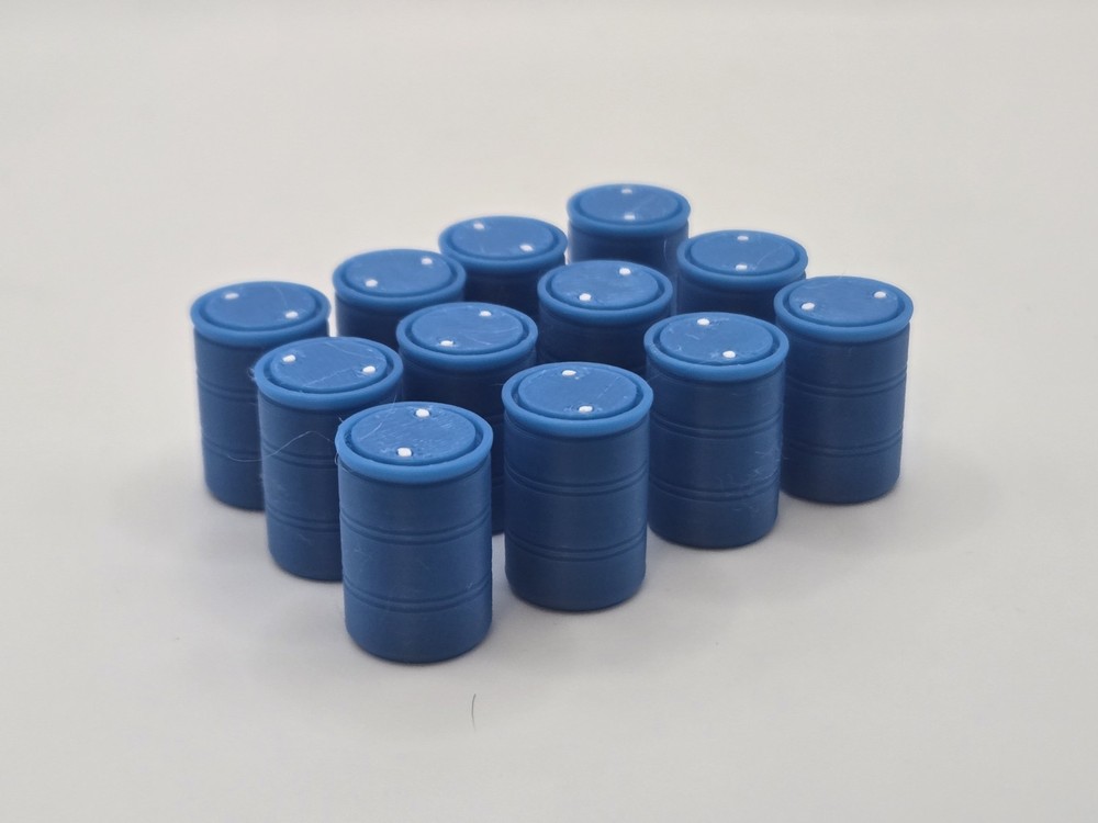 1/50 Scale Plastic 55 Gallon Drums in Blue *12 Pack*