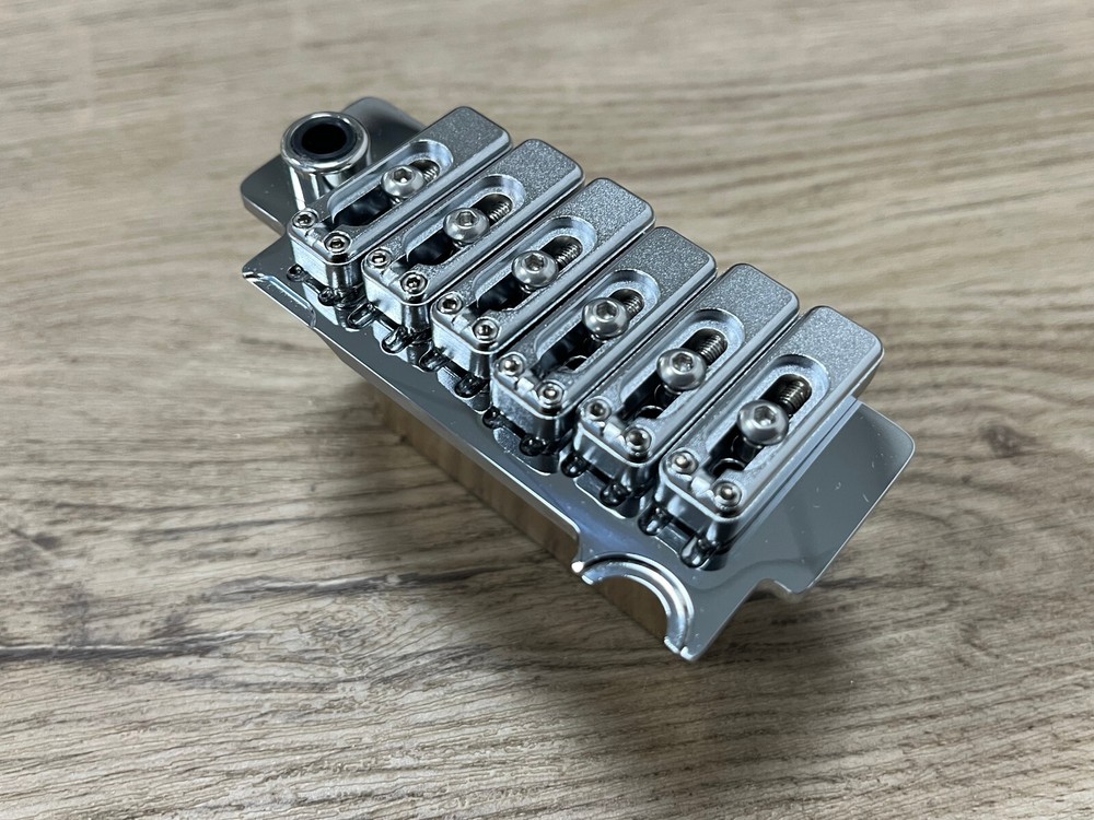 AUMSEN 2-Point non-locking Tremolo Bridge - CHROME
