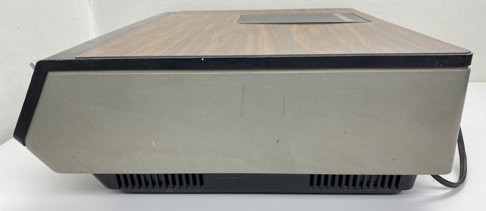 Vintage 1980’s RCA SelectaVision Model SFT 100 W CED VideoDisc Player UNTESTED