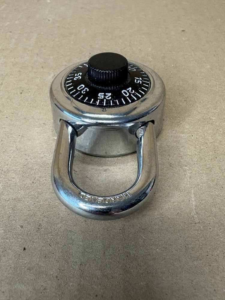 Combination Lock Black School Locker Gym Light Weight Pre-owned w/ Combination