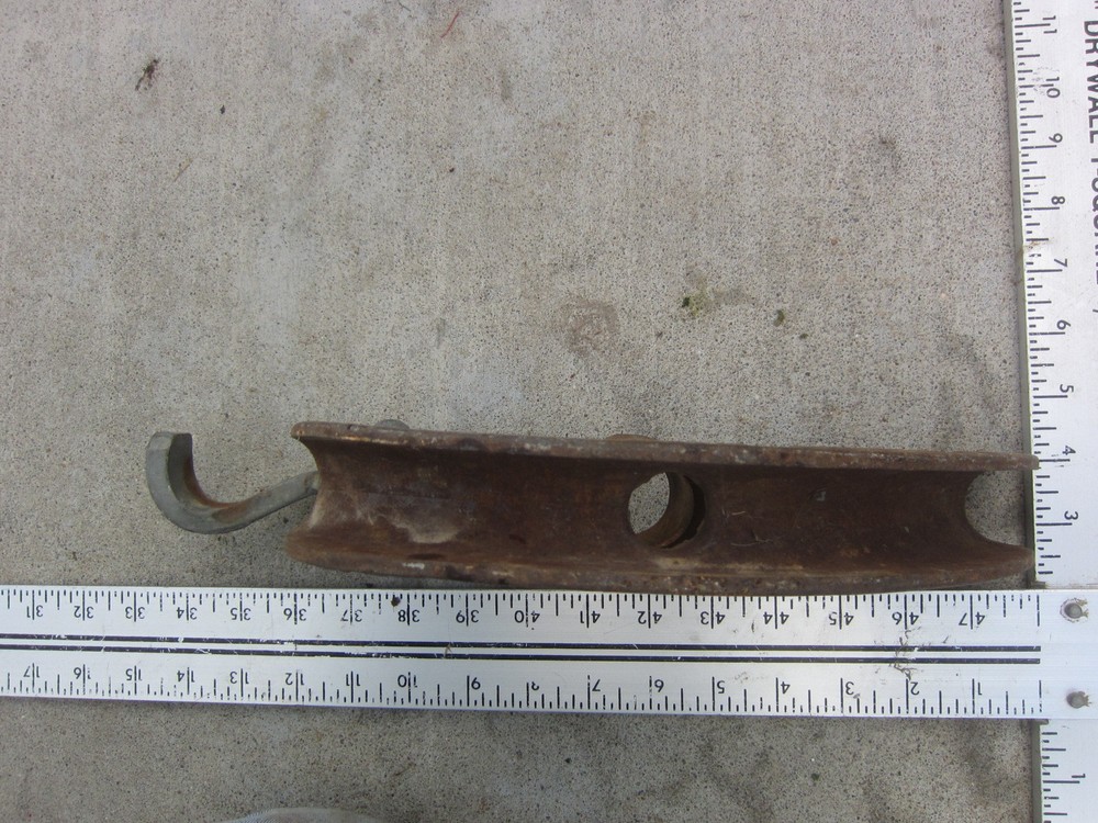 T&B Thomas & Betts 4197 1" EMT, ¾" Rigid Iron Bender Head, Used