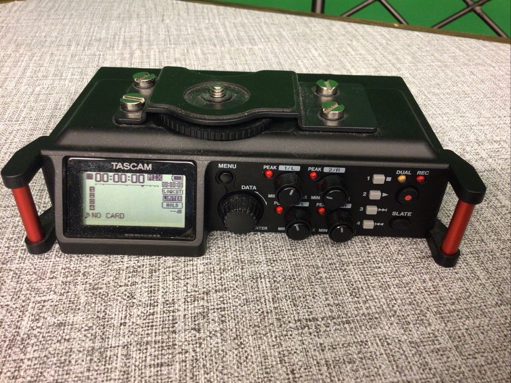 Tascam DR-70D Recorder
